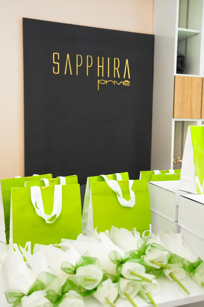 Cabina con aparatología de Sapphira Privé en Providencia