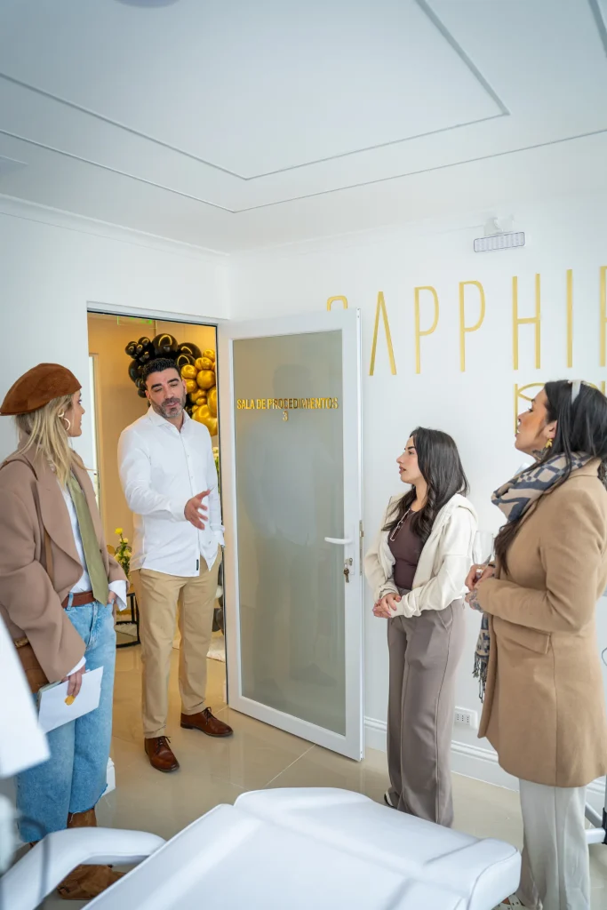 Acceso a las cabinas de tratamiento de Sapphira Privé en Providencia